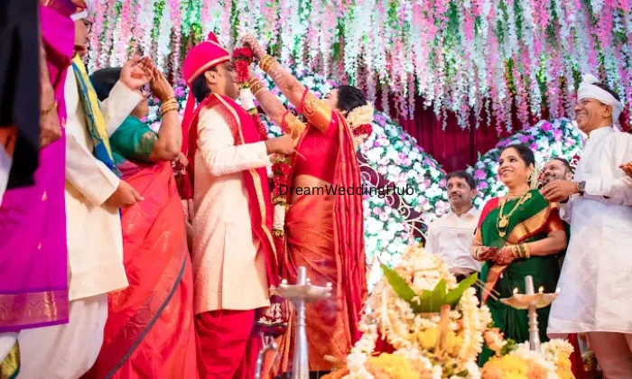 Niraj Digital Photo Studio